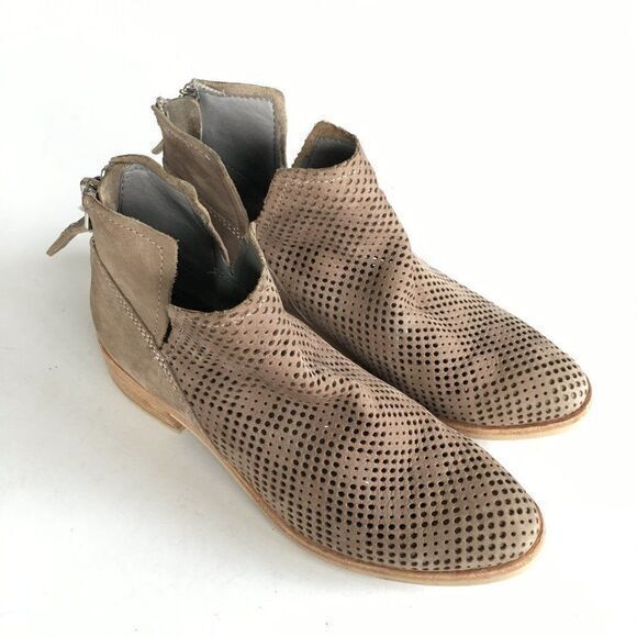 Dolce Vita Tommi Perforated‎ Bootie SMOKE NUBUCK Womens Size 6.5 Heeled Ankle - Picture 2 of 8